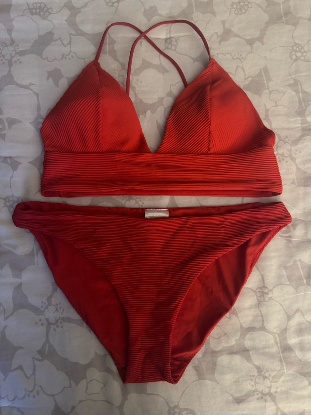 H&M Red Ribbed Two-Piece Bikini Set - Picture 1 of 3